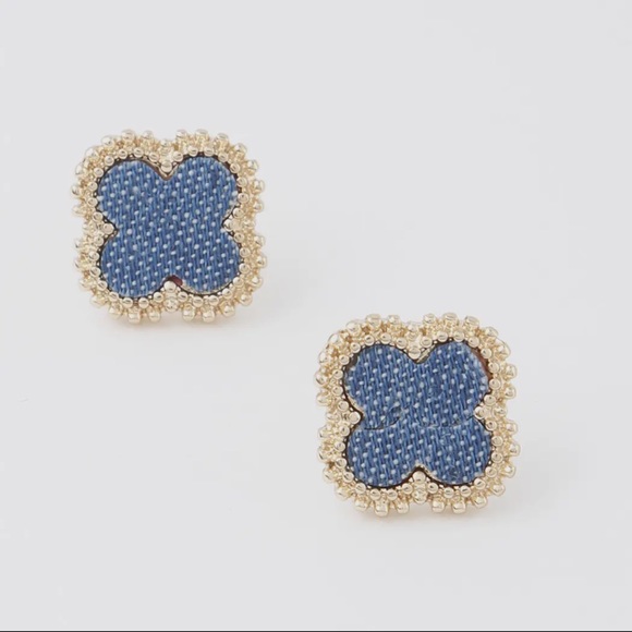 Jewelry - Denim clover stud earrings